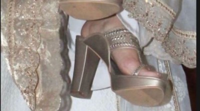 अपनी शादी में आलिया ने पहनी थी पुरानी और इतनी सस्ती सैंडल