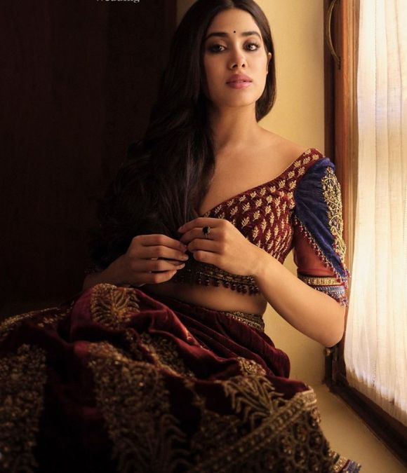 Fans crazy to see Janhvi Kapoor's royal photoshoot in Rajasthani look