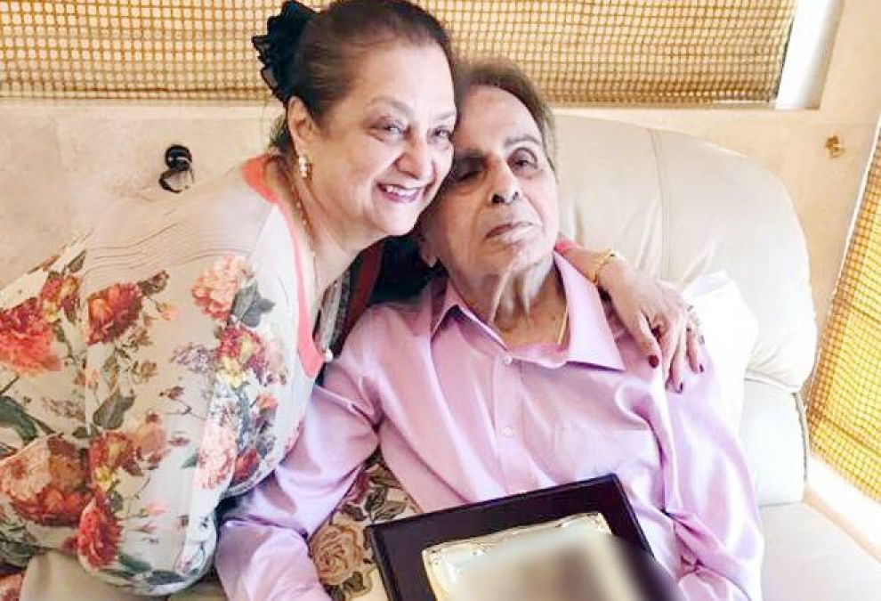 Dilip Kumar did this tweet amidst the rising outbreak of corona