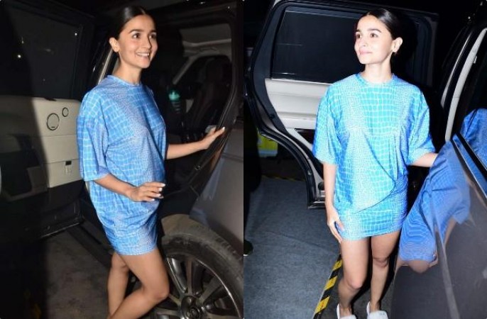 Alia spotted at late night, showing beautiful look in mini dress