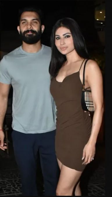 Mouni Roy was spotted with her husband on a dinner date