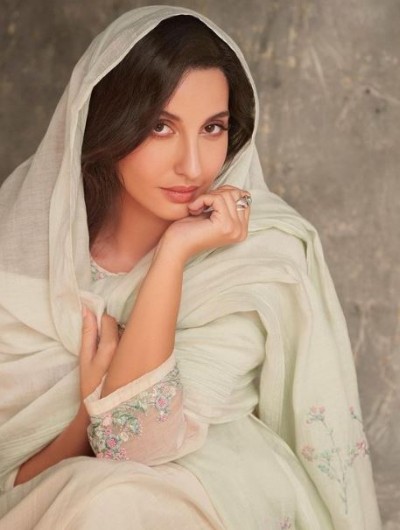 Nora Fatehi dominates on internet, everyone went crazy after seeing her look