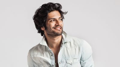 Ali Fazal, who became famous as Guddu Bhaiya, is dating this actress