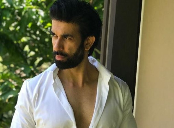 Putting dispute rumours to rest, Rajeev Sen shared beautiful pictures with wife Charu Asopa