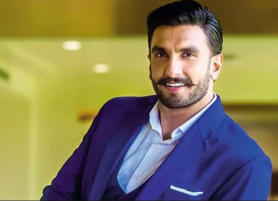 Ranveer Shows his Hot Body For 83, Shares Shirtless Photo!