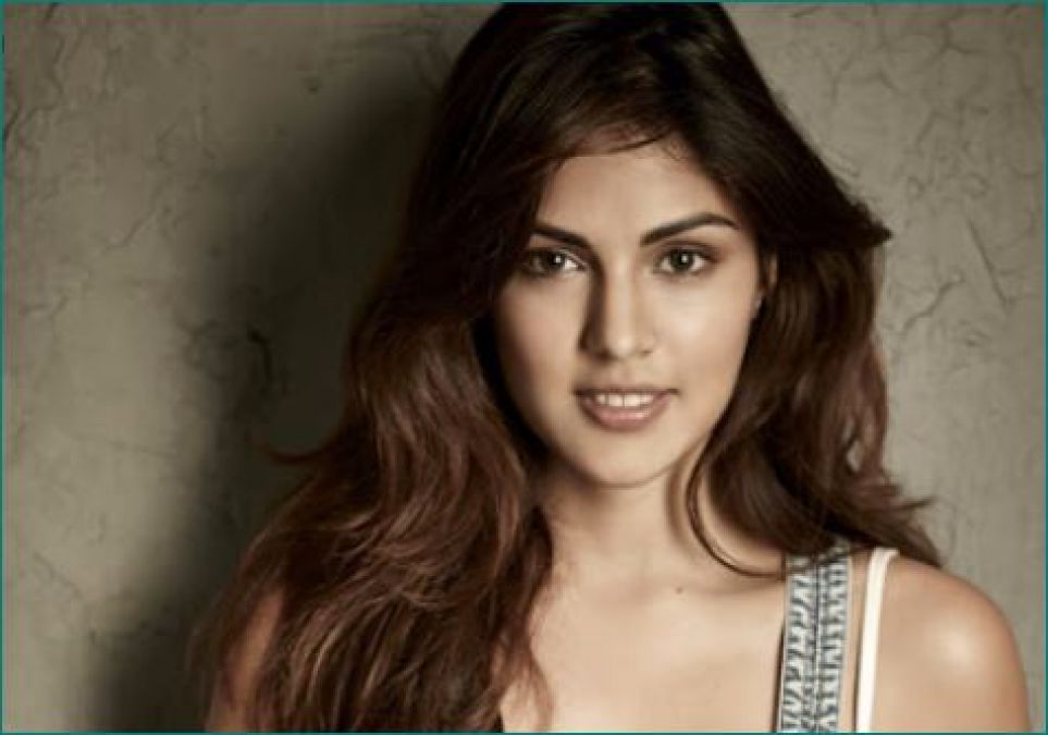 Police can issue a lookout notice against Rhea Chakraborty