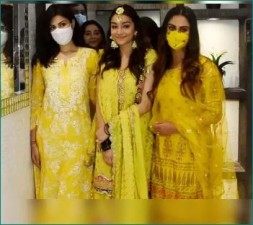 Crystal D'Souza and Rhea Chakraborty attend Rumy Jafry's daughter mehndi ceremony