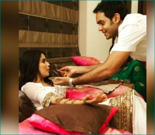 Genelia shares her wedding picture on Rakhi with brother