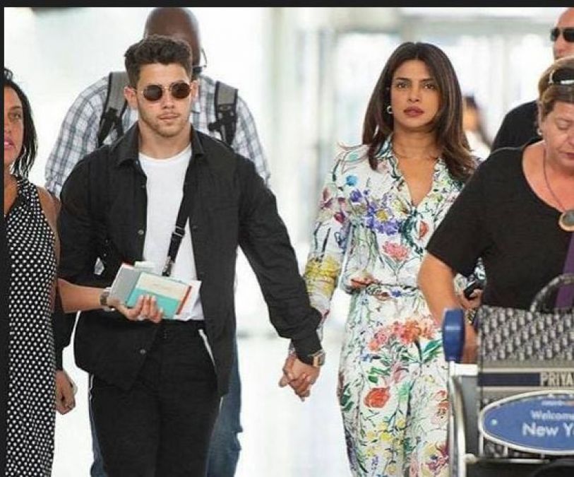 Priyanka gets trolled over wearing a dress worth 1 Lakh, trollers said: 'Nick's money...'