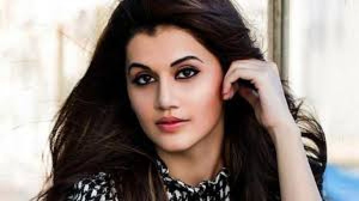 Tapsee's big statement before the release of Mission Mangal; said something on this director!