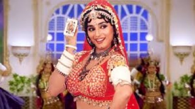 Sanjay and Madhuri's film has a lot of double meaning songs