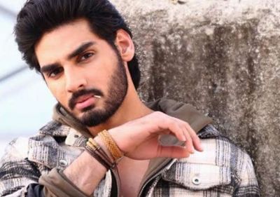 Sunil Shetty's Son is Ready To Debut In Bollywood, First Look Revealed!