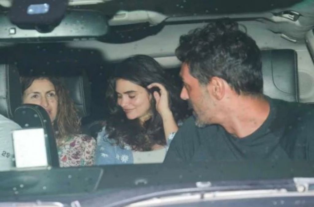 Arjun Rampal's Bonding With His Girlfriend's Parents Is So Special, See Photos!
