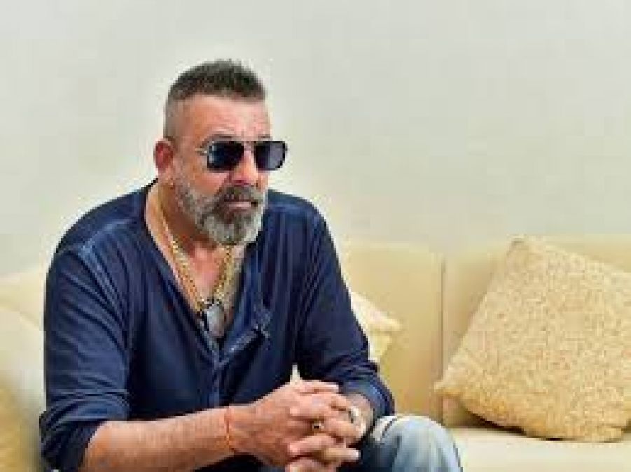 Sanjay Dutt recovers and discharged from hospital in two days