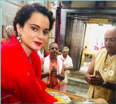 Kangana Ranaut wishes fans on Janmashtami by sharing old picture