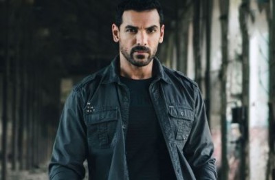 John Abraham remembers old days