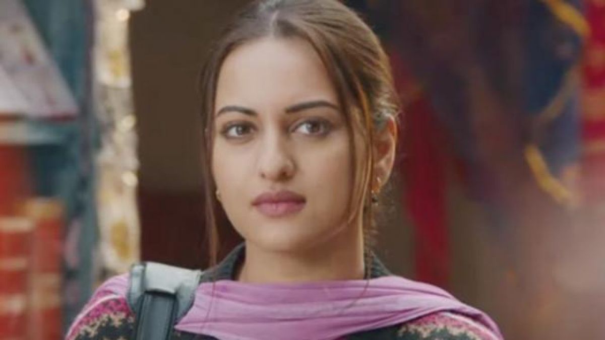 Sonakshi Sinha reached Moradabad in the fraud case, recorded the statement
