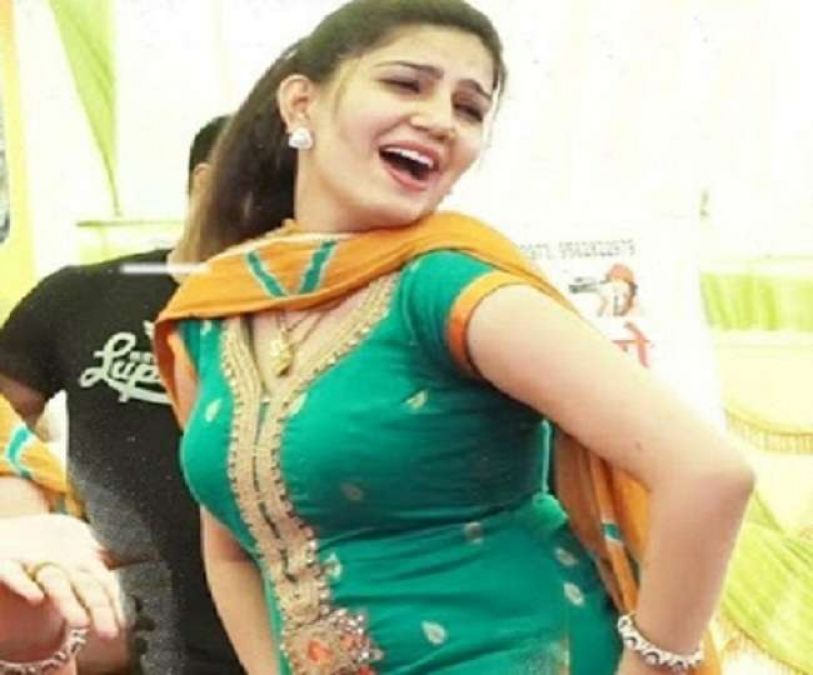 Sapna Chaudhary performed a fierce dance in The Tik-Tok video, Fans go crazy!