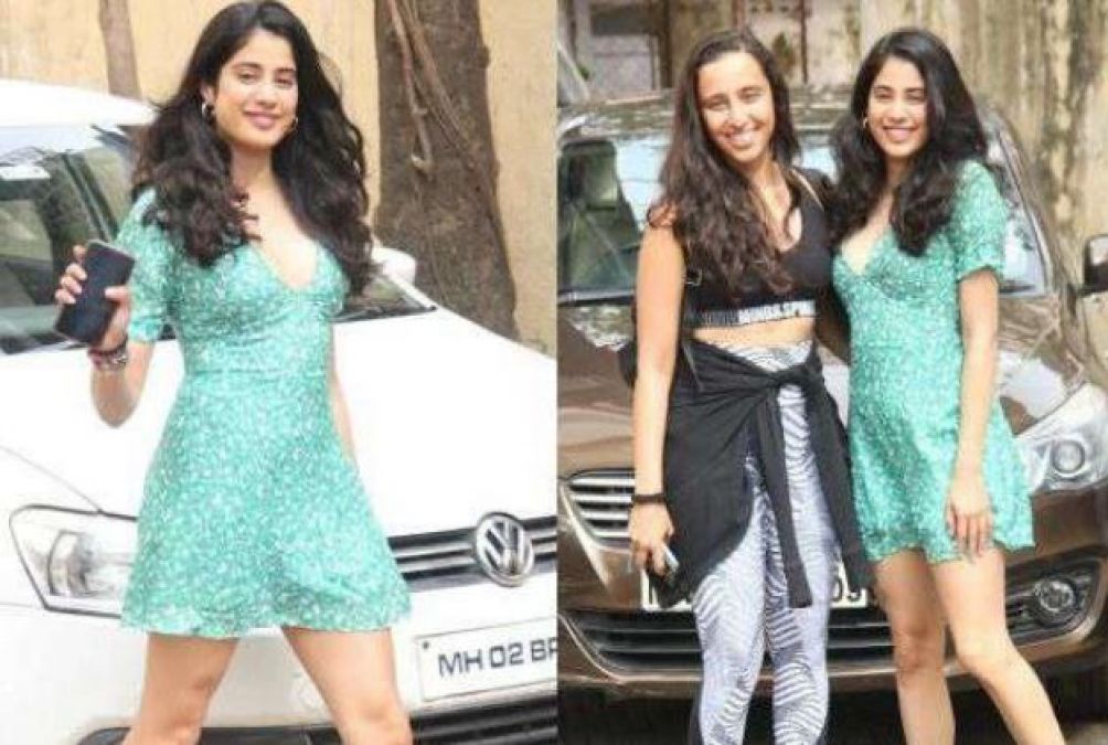 Janhavi along with her Gym trainer wreaks havoc in a short dress!