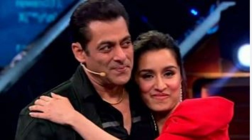 At the age of 16, Shraddha turned down Salman's film offer.