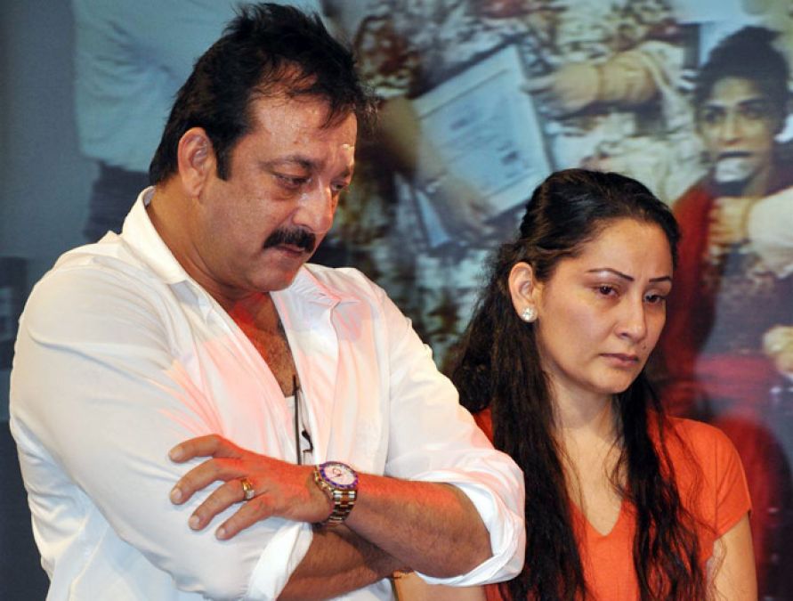 Here's how Sanjay Dutt's wife looks without makeup, check out pic