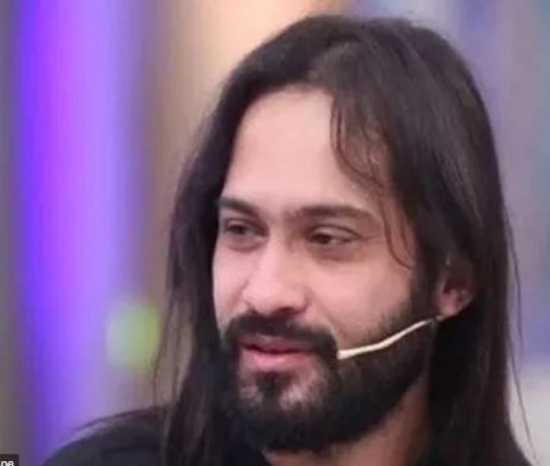 Waqar Zaka trolled over his comments on Bollywood celebs