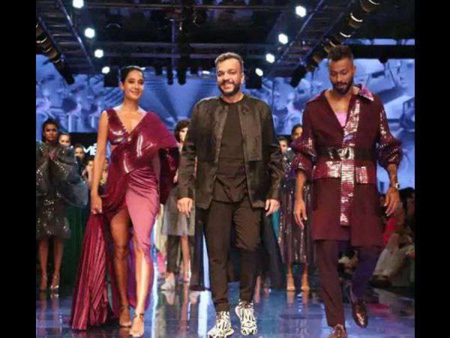 LFW 2019: Hardik Pandya along With Pregnant Lisa Hayden did a Ramp Walk, See Their Beautiful Style!