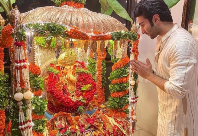 Aadar Jain celebrated Ganeshotsav in this manner