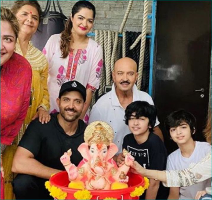 Hrithik Roshan bid farewell to Bappa, photos surfaced