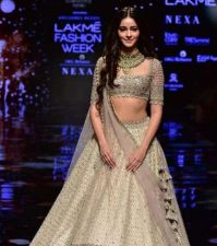 LFW 2019: Ananya also showcased her style, watch her hot style in the video!