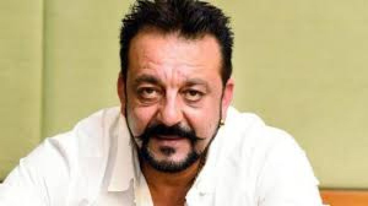 Minister's claim becomes False, here is Sanjay Dutt's statement on re-entry in politics