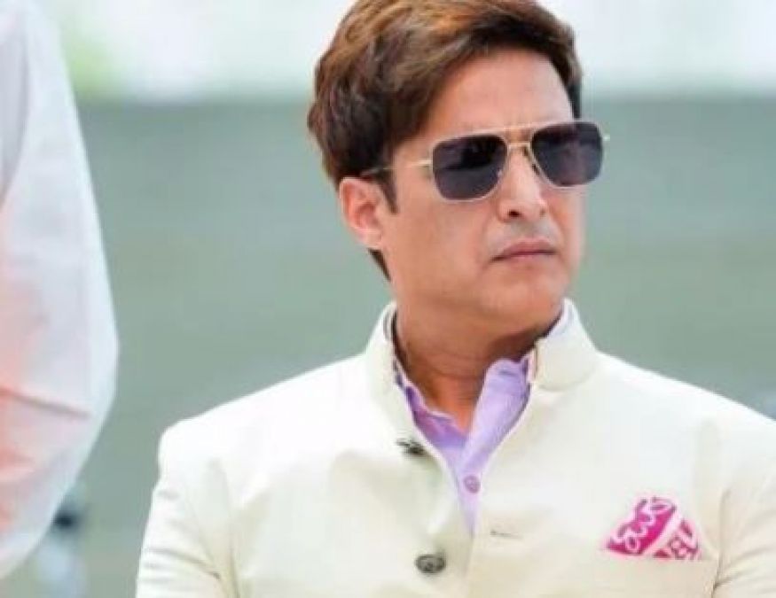 Jimmy Shergill famous for his characters, today is his birthday