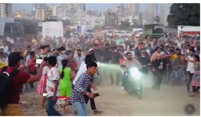 स्कूटी पर भागते नजर आए अजय देवगन, पीछे पड़ी भीड़ का वीडियो वायरल