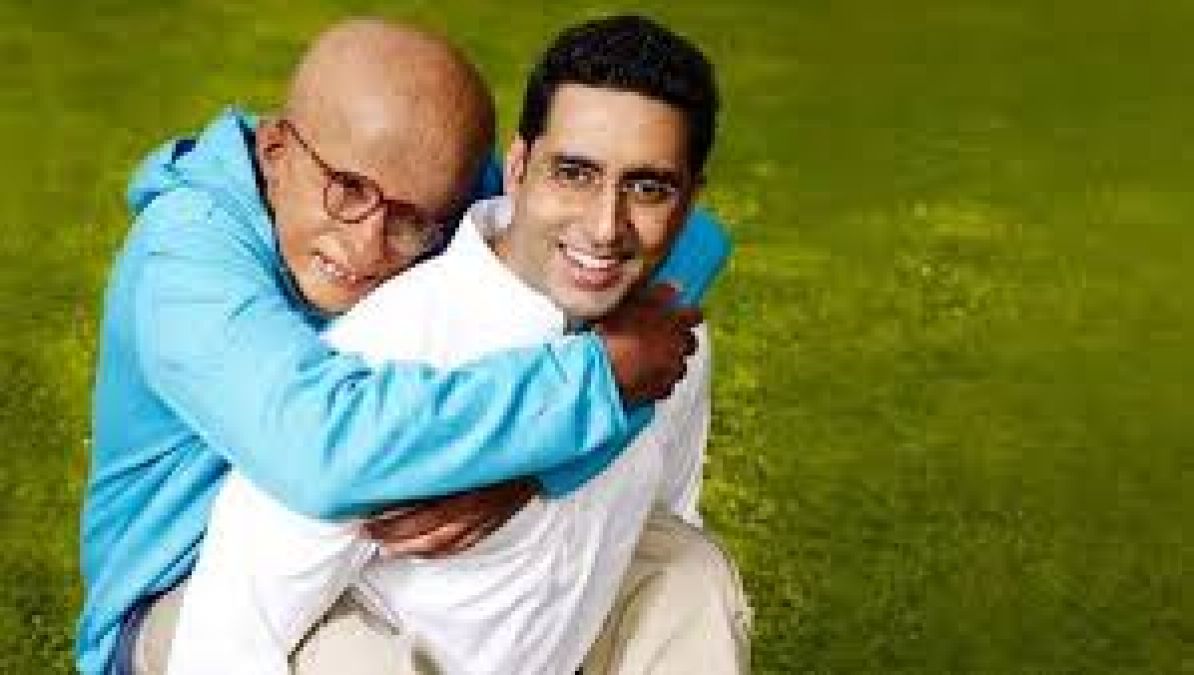10 years of Paa: Abhishek shares post expressing his experience with Amitabh