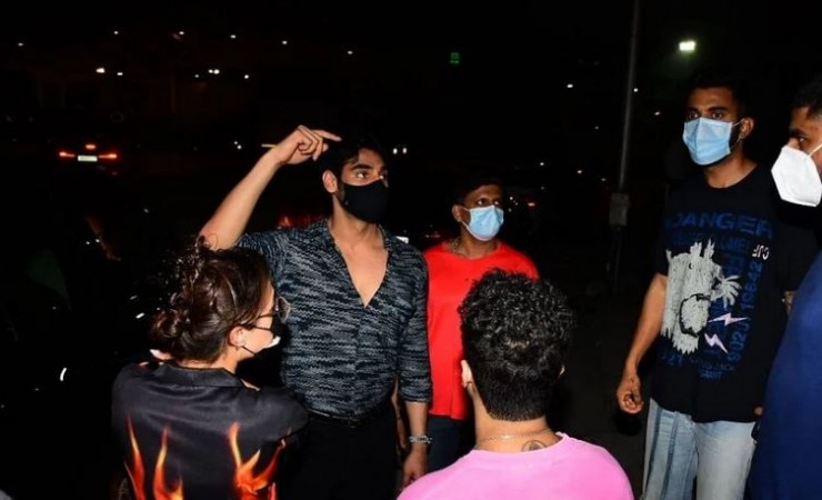 Ahan Shetty reached Yatucha for dinner with his girlfriends Tanya Shroff and Suniel Shetty, see photos
