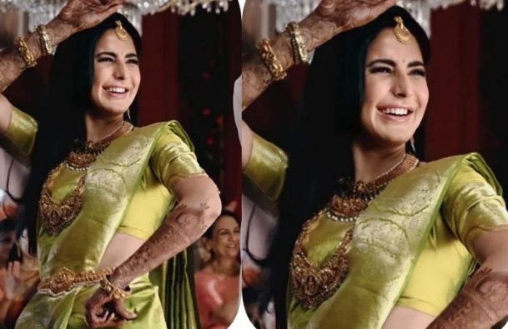 Katrina Kaif seen dancing in mehndi ceremony! Viral Photos
