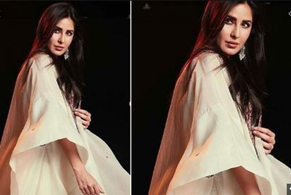 Katrina Kaif shared this picture in the traditional look, check out beautiful picture here