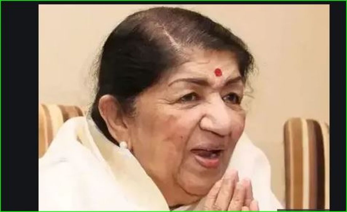 Lata Mangeshkar back home from hospital, tweets health update