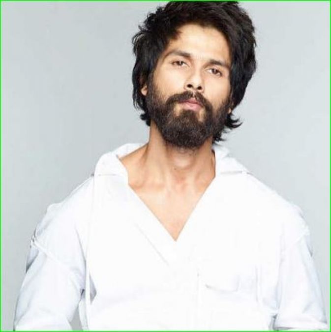 Shahid Kapoor walks out of Award Function in anger, refuses to perform