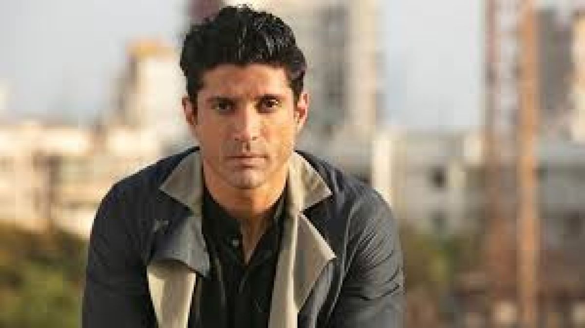 Farhan Akhtar shares inaccurate map of country, apologized