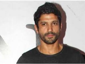Farhan Akhtar shares inaccurate map of country, apologized