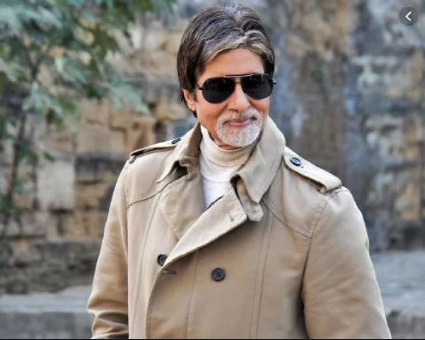 Amitabh's fan shows bravery, catch chain snatcher and handed him over to police