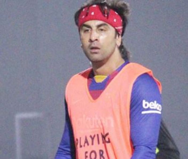 Ranbir Kapoor injured while playing football, video is going viral