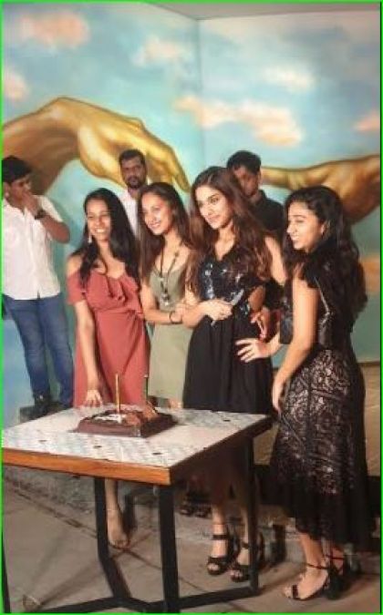 Saiee Manjrekar celebrates birthday with Dabangg 3 co-stars Salman Khan and Sonakshi Sinha, check out pictures here