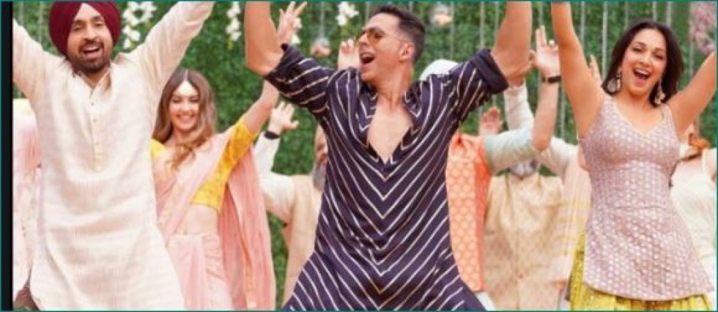 नागिन डांस करते हुए बोले अक्षय कुमार- 'साल 2021 खूब सारी गुड न्यूज़ लाये'