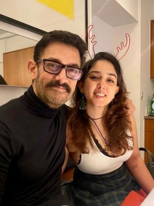 Papa Aamir Sang Aira Khan shares pictures of Christmas celebrations