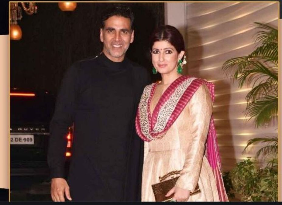 Akshay shares romantic picture wishing wife a happy birthday