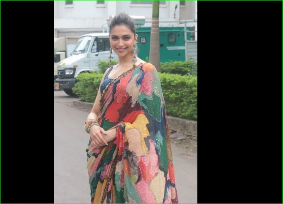 Deepika's saree making headlines, you will be shocked to know its cost