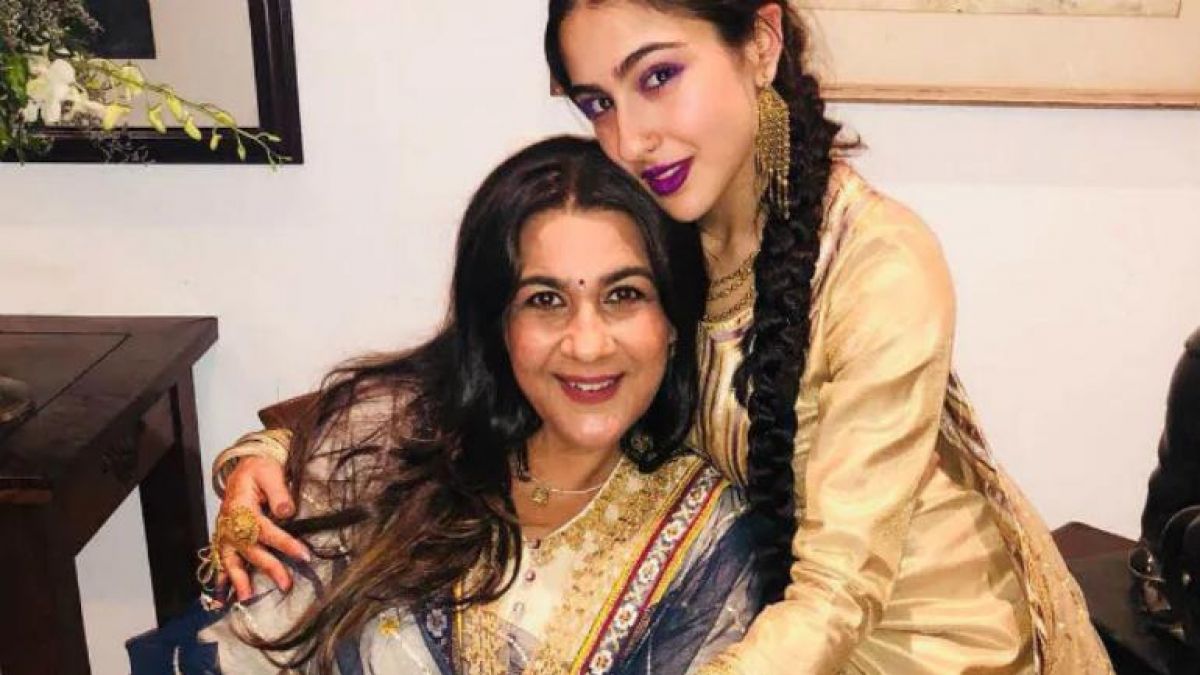 Actress Sara wrote a poem for mother Amrita, shared a photo