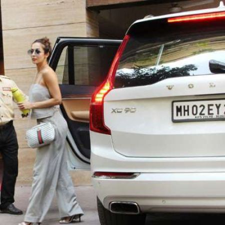 अर्जुन की कार में घूमते नजर आईं मलाइका अरोरा, 2019 में बनने वाली है कपूर खानदान की बहू!
